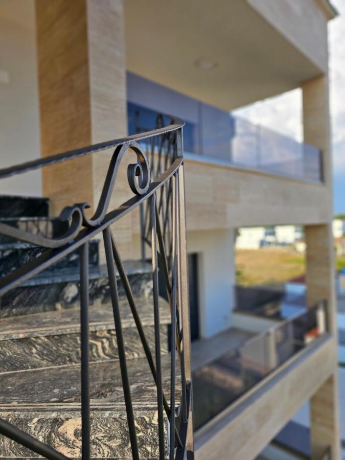 Lira Apartment Donji Stoj